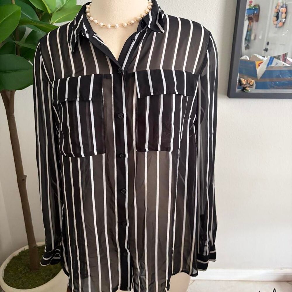 I love Ronson size medium Black and white striped sheer blouse